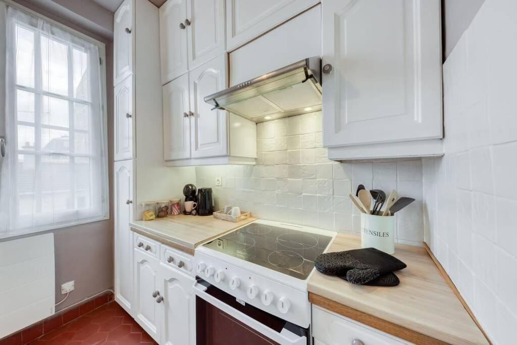 Le Lumineux 50 M² Gare/Chateau/Wifi/Netflix Versailles Eksteriør billede